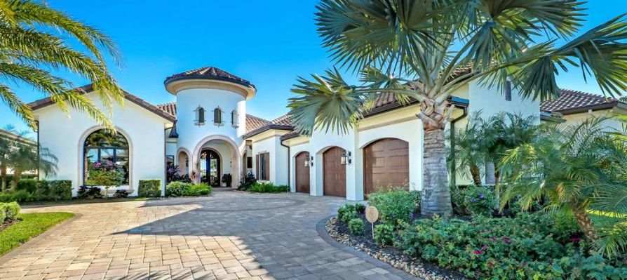 5 Luxurious Mediterranean Exterior Design Elements