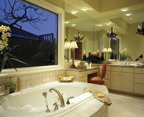 Autumn Woods-Master Bath-Plan #6753